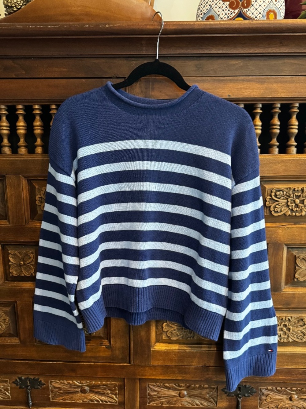 Tommy Hilfiger Navy and Light Blue Striped Crewneck Nautical Sweater Size Small